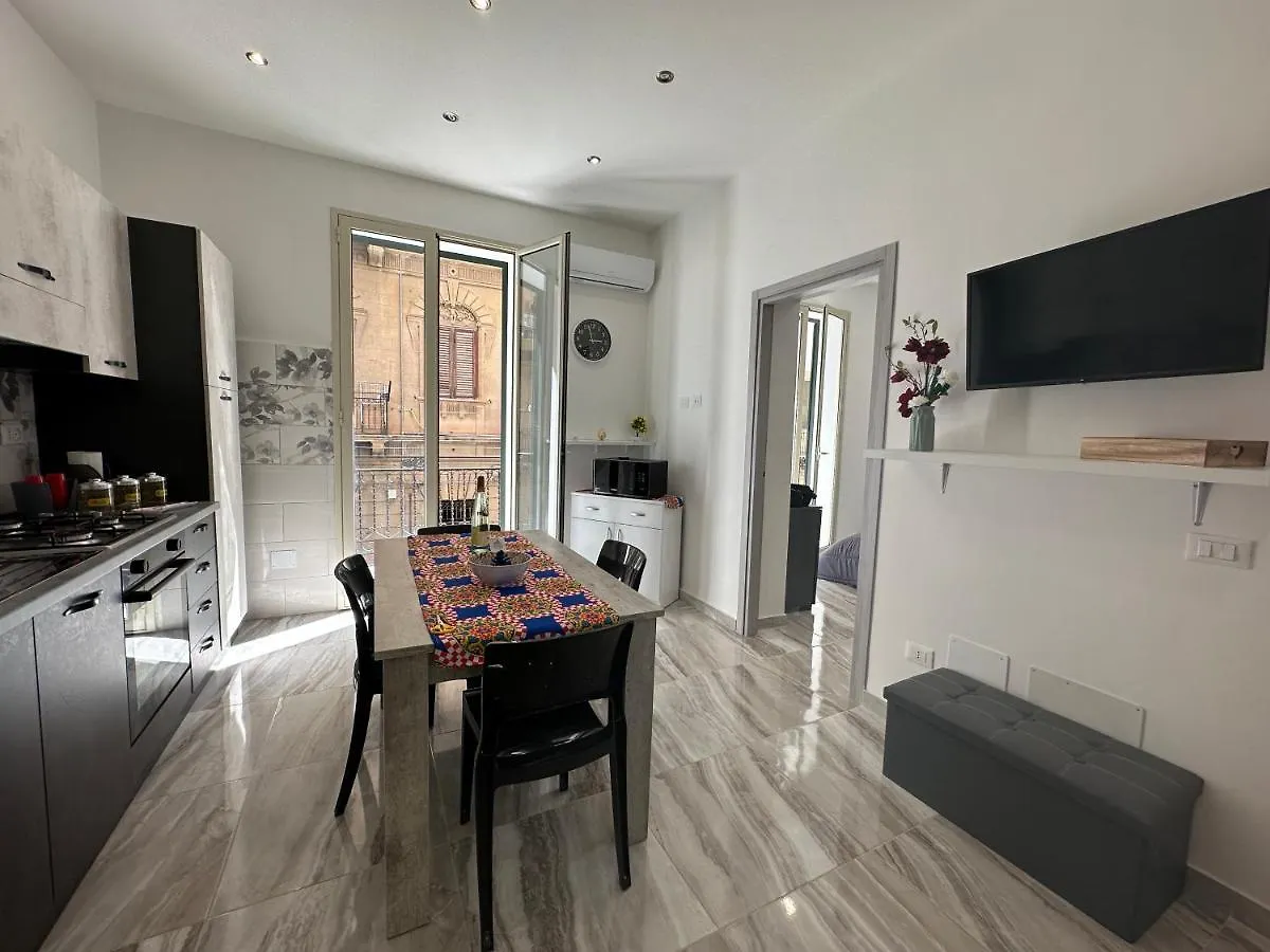 Di Pavia Apartment Παλέρμο 0*,
